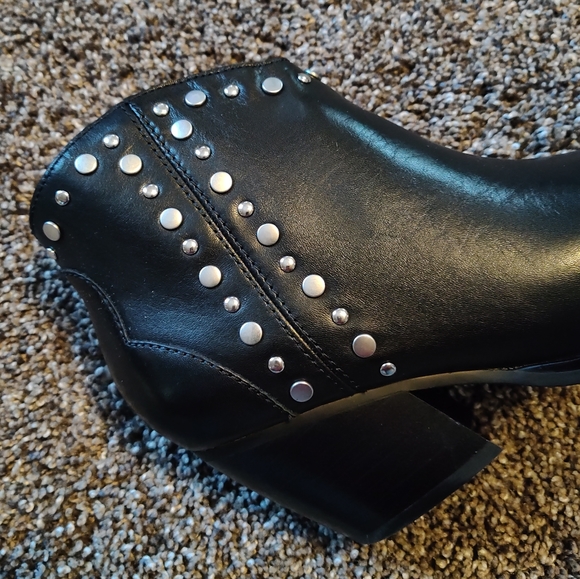 Marc Fisher LTD Deni Boots - Picture 10 of 15